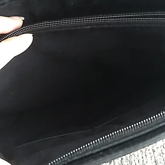 Women's Handbag - Picture 2 of 4